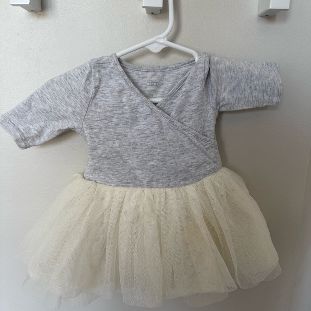 Old Navy Gray and Cream Tulle Dress